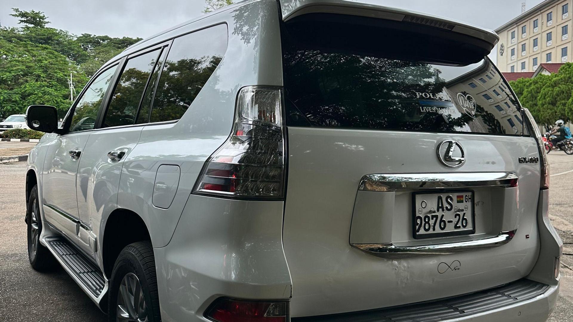 LEXUS